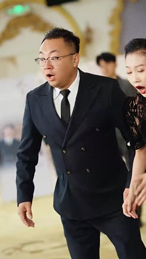 拜金女儿嫌我穷（59集）直接看到大结局