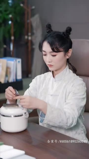 闪婚娇妻好粘人（82集）上热门短剧