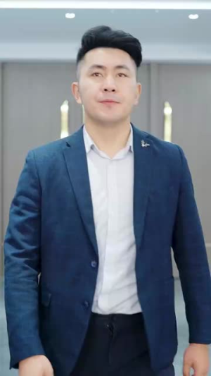 老公寿宴上我官宣离婚（70集）精彩短剧推荐
