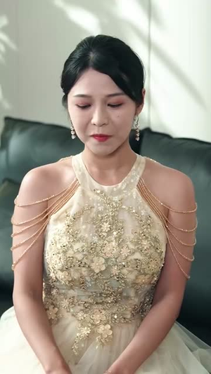 退婚后直播封神（60集）推荐热门短剧