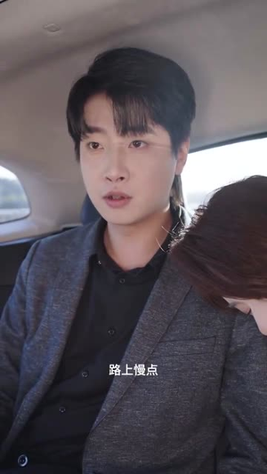 爱情近在咫尺短剧（63集纯爱短剧高清画质在线畅享）