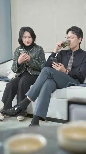 浴火归来短剧（61集励志重生短剧精彩剧情不容错过）
