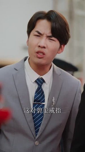 除夕夜她留给你的是背影（30集）精彩短剧又来了
