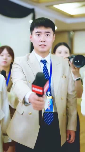 为了你我愿意放弃全世界（27集）最新上映免费看