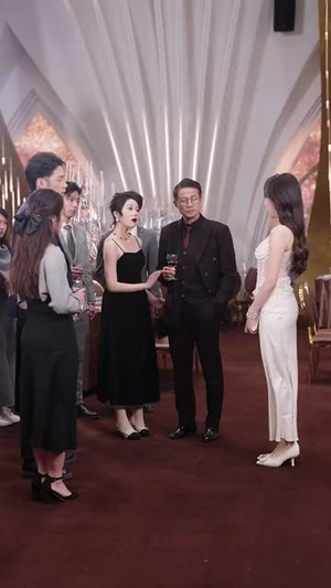 今夜星染短剧（94集冒险短剧精彩瞬间在线回顾）