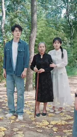 妈妈，儿子回来了（65集）女主谁演的