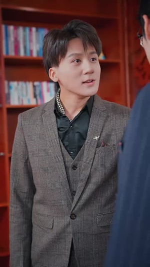 蛇年大吉之福星闹春（61集）热门短剧追不停