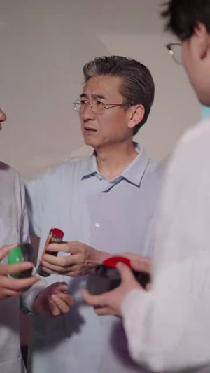 八岁清北卖鹅腿校长叫我小孩哥（95集）短剧热播推荐