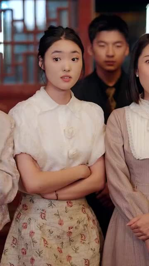 一舞爆红清冷美人苏炸娱乐圈（80集）精彩短剧推荐