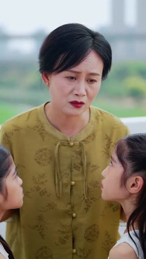 消失一年的女儿回来了（52集）短剧在线看