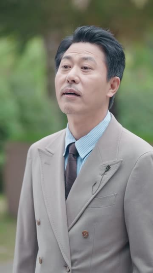 救命上司竟成了我的后妈短剧（72集现代短剧高清流畅版全集）