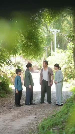 灾荒年代全家靠我心声逆袭短剧（81集逆境成长短剧精彩剧情抢先看）
