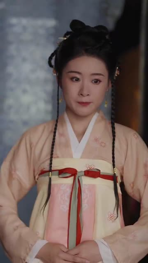 穿成公主她玩转朝堂做女帝（67集）短剧热播推荐