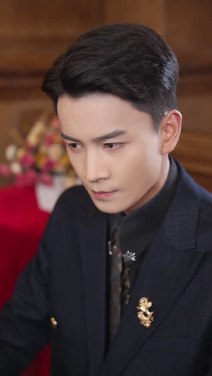 宠妻引发财富连锁的反应短剧（80集财富逆袭短剧全集免费看）