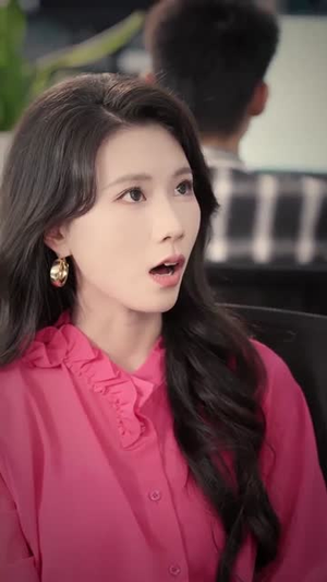 皇后驾到：反派人设崩不住了短剧（92集古装权谋短剧全集在线免费）