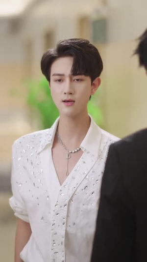 年上月光之姐姐的专属骑士短剧（68集年上浪漫短剧免费看完整版）