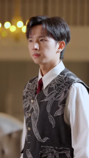 顶流她疯且迷人短剧（78集娱乐圈短剧高清在线看全集）