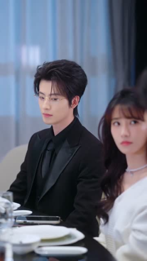 越夜越野短剧（74集野外短剧全集免费在线畅看）