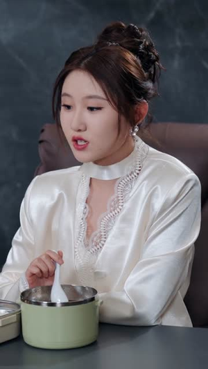 小道士混都市短剧（83集都市玄幻短剧全集在线免费看）