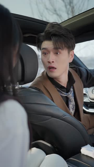 追不到校花就开外挂短剧（80集校园短剧高清全集免费看）