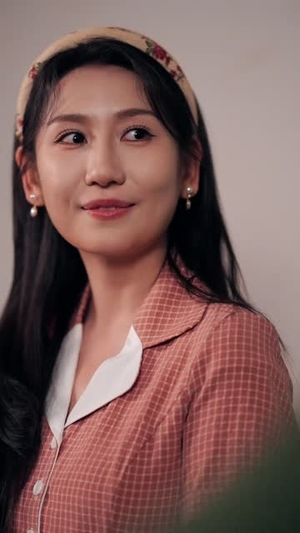 拒当接盘侠：重生鉴宝赚疯了短剧（70集重生题材短剧全集在线看）