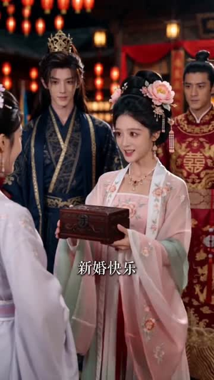 穿到古代炸翻全场短剧（36集穿越短剧在线看全集超爽）