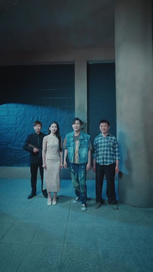 黄金疯涨，我靠透视挖金短剧（113集都市异能短剧全集在线免费看）